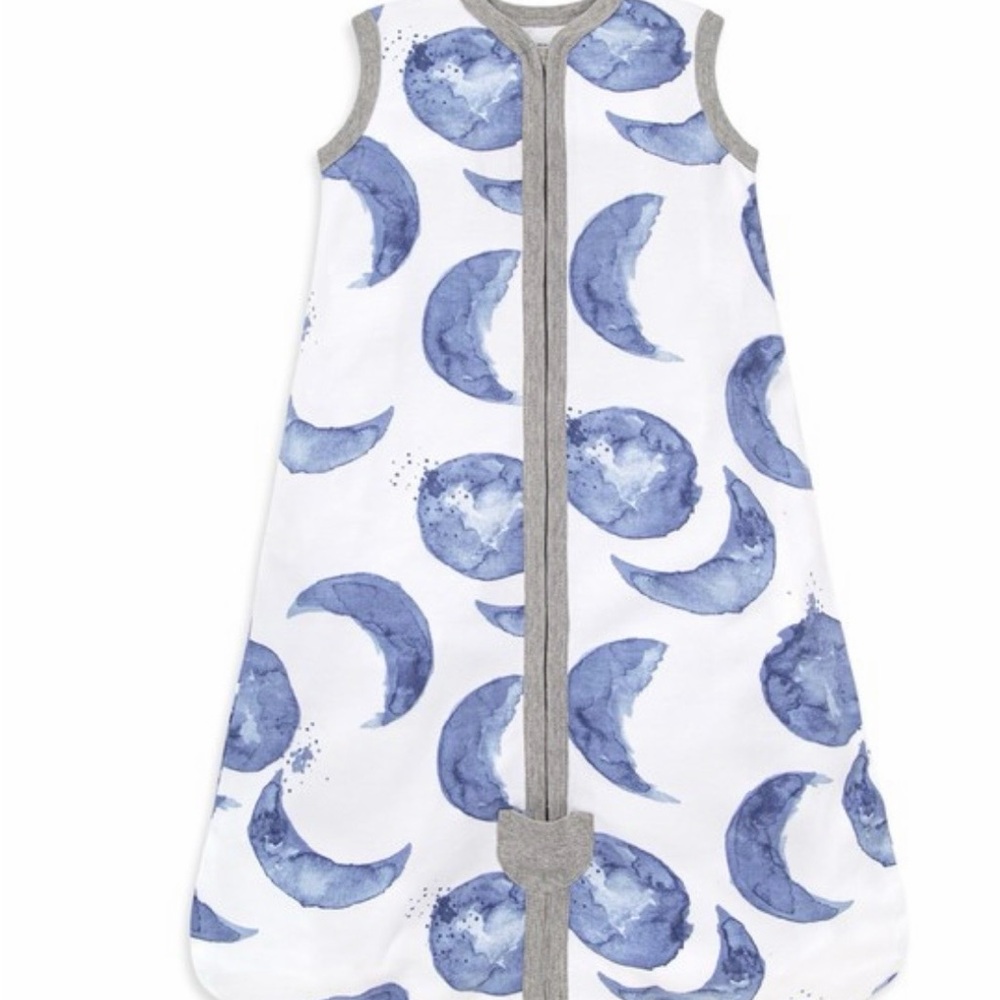 Burt's Bees Baby Blue Moon Wearable Blanket. 100% organic cotton.